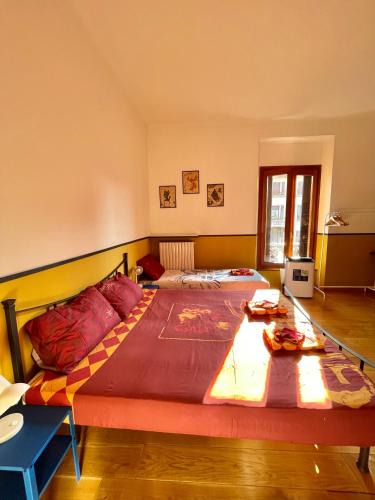 Zona Farini Apartment | Harry Potter House - 10 min to Centrale