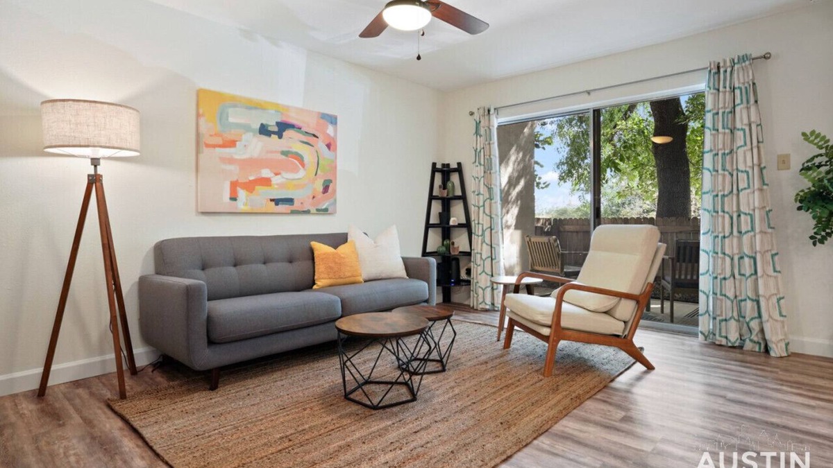 Highland Hills Condo | Hart #206 xxxxxxxxxx