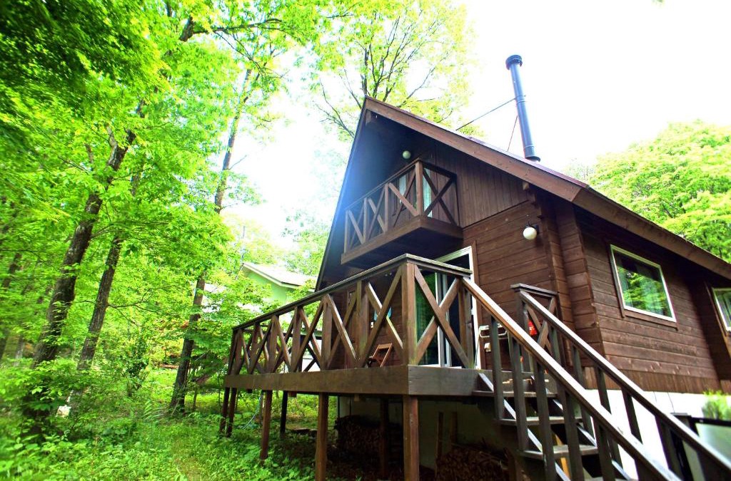 Nasu Villa | HARUNA LODGE Private log house with starry sky from the skylight, fireplace, and spacious deck BBQ