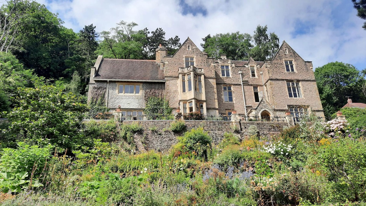 Malvern Apartment | HASLINGTON HOUSE, family friendly, luxury holiday cottage in Malvern