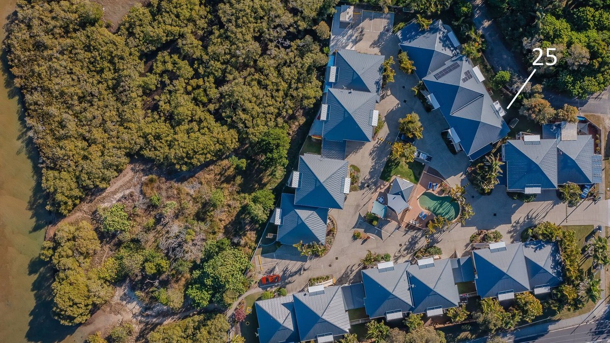 Hastings Point Apartment | Hastings Cove 2 Bedroom Garden Apartment!