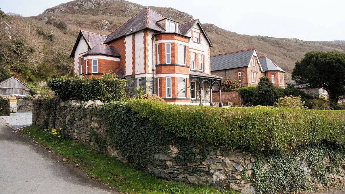 Barmouth Cottage | HAULFRYN, family friendly, luxury holiday cottage in Barmouth