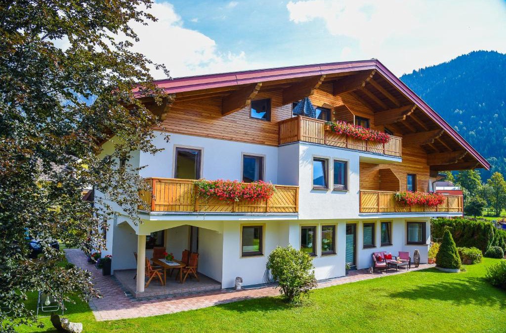 Werfenweng Apartment | Haus Alpenflora