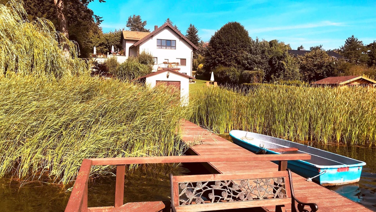 Woltersdorf Apartment | "haus am See" mit Direktem Wasserzugang