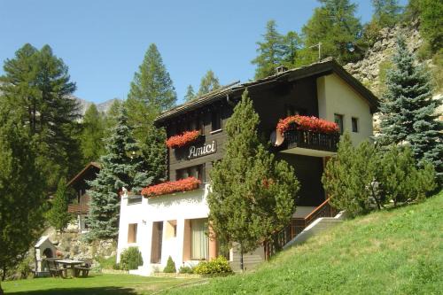 Saas Almagell Apartment | Haus Amici