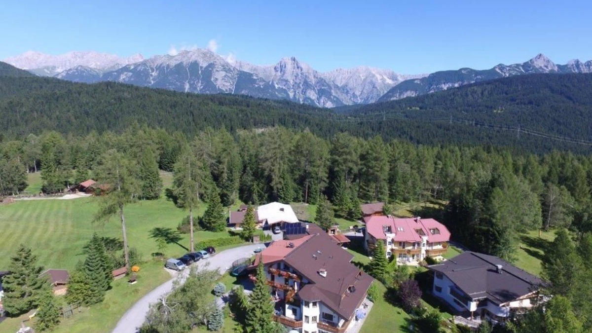 Seefeld in Tirol House | Haus Elisengrund - Chalet Privé - Ferienhaus, 4 Schlafzimmer, 4 Bäder, Küche,