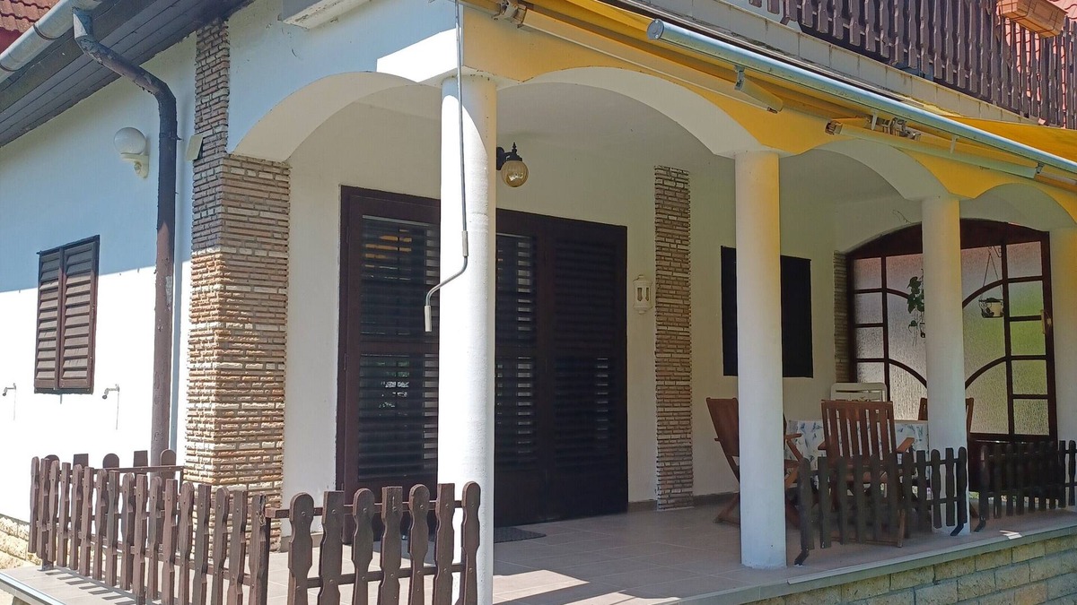 Koroshegy House | Haus in Ruhiger Umgebung