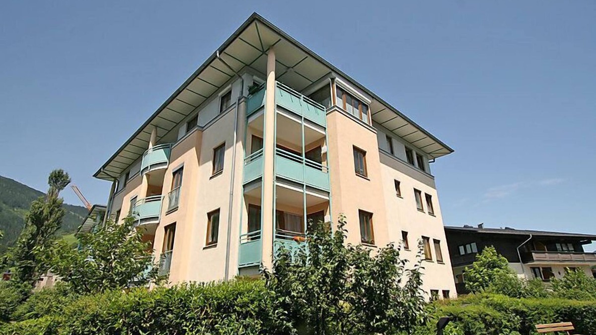 Schuttdorf Apartment | Haus Kitzsteinhorn by Interhome