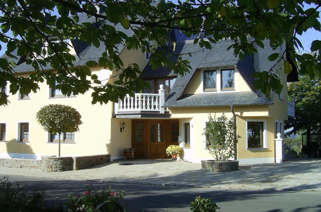 Olmscheid Apartment | Haus Maria