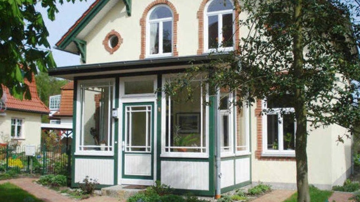 Seeheilbad Graal-Muritz Apartment | Haus Paula - Am Rhododendronpark - Apartment Haus Paula