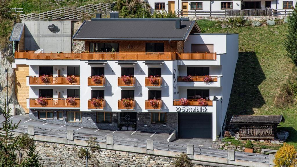 Sankt Anton am Arlberg House | Haus Sattelblick