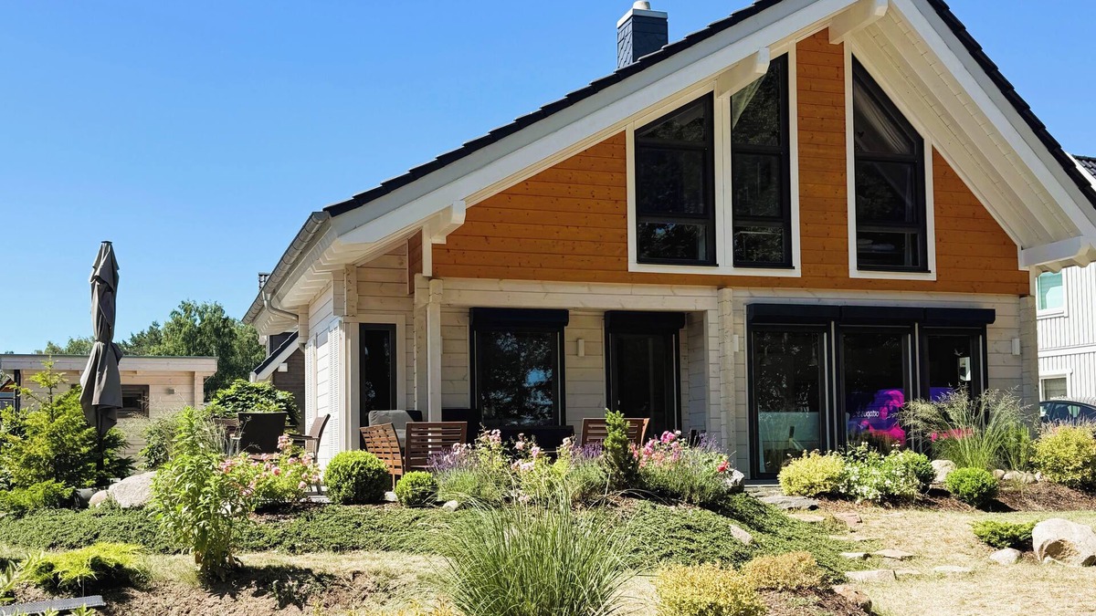 Rheinsberg House | Haus Seeblick, directly on the shore of the Gr. Lake Zechlin