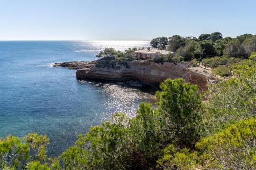 Costa Dorada House | Hauzify I Casa Ginesta