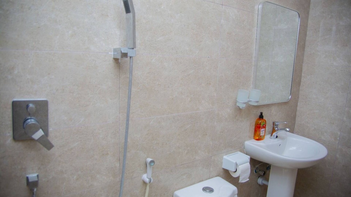 Zanzibar Town Apartment | Havah Zanzibar Island Escape Modern Apt with Easy Access to Stone Town & Dining