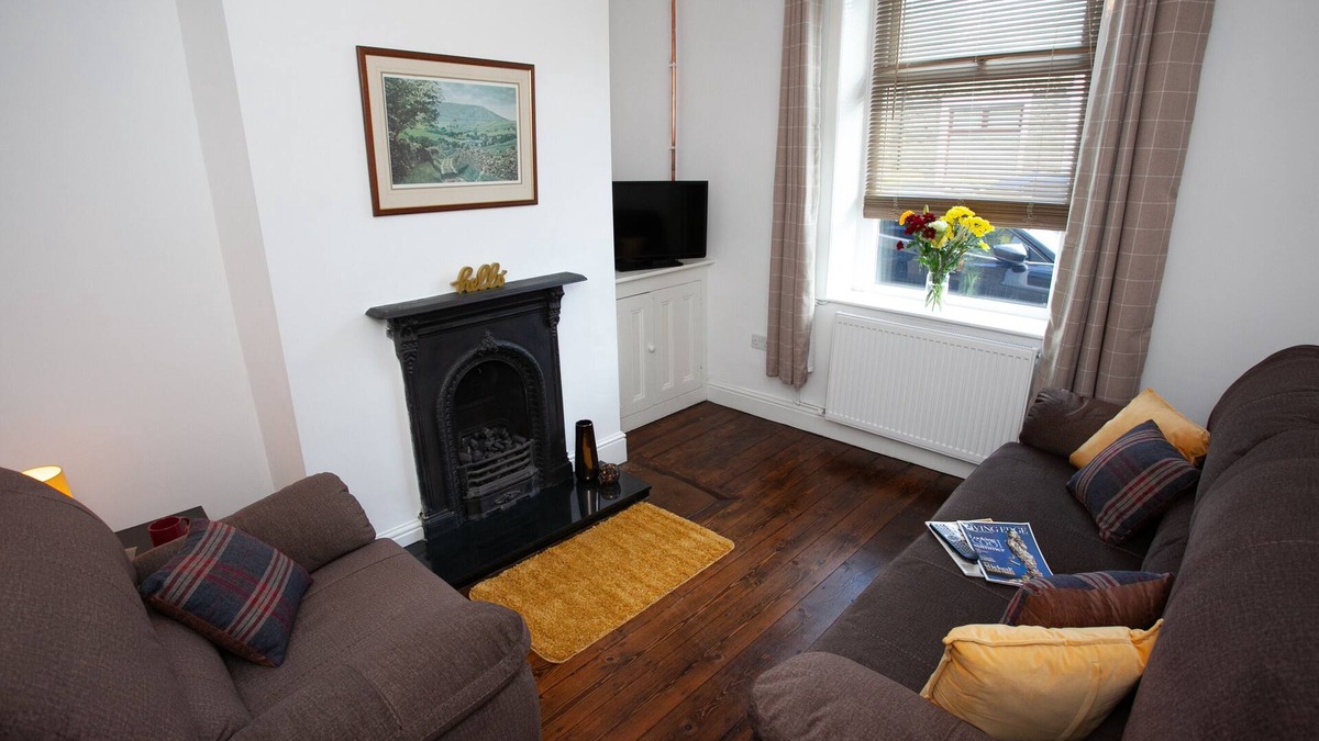 Whalley House | Haven 3 Bedroom House in Whalley