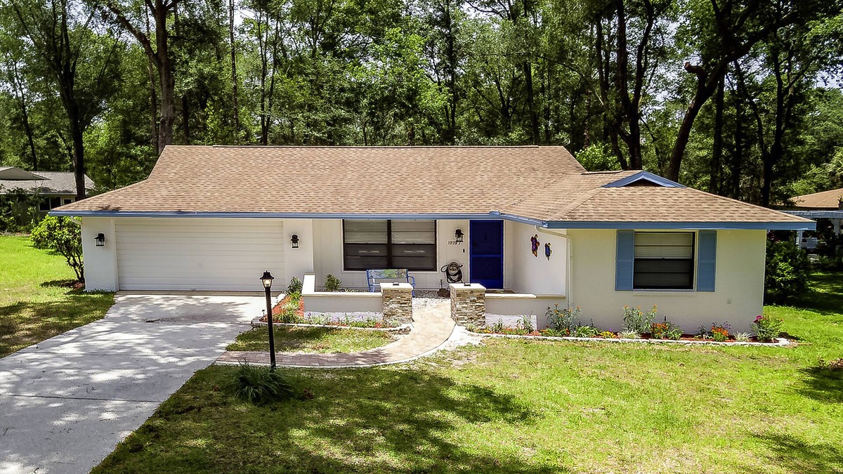 Dunnellon House | Haven at Rainbow Springs + Free Kayaks, Heated Pool, Game Room