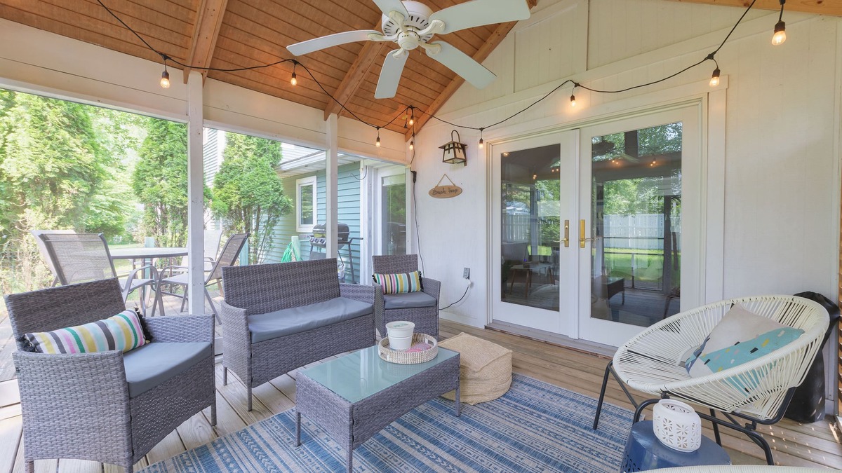 West Wing Estates House | Haven Hideaway by Cottages on Wash is the perfect vacation home!