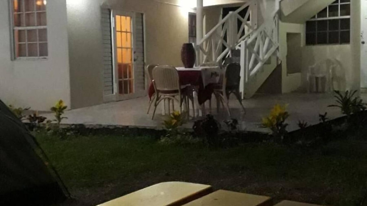 Oistins House | Haven House Apartments