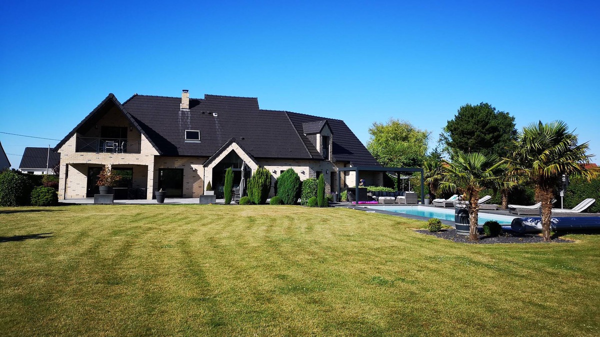 Nielles-les-Ardres House | Haven of peace with family or friends, house with large swimming pool and pergola