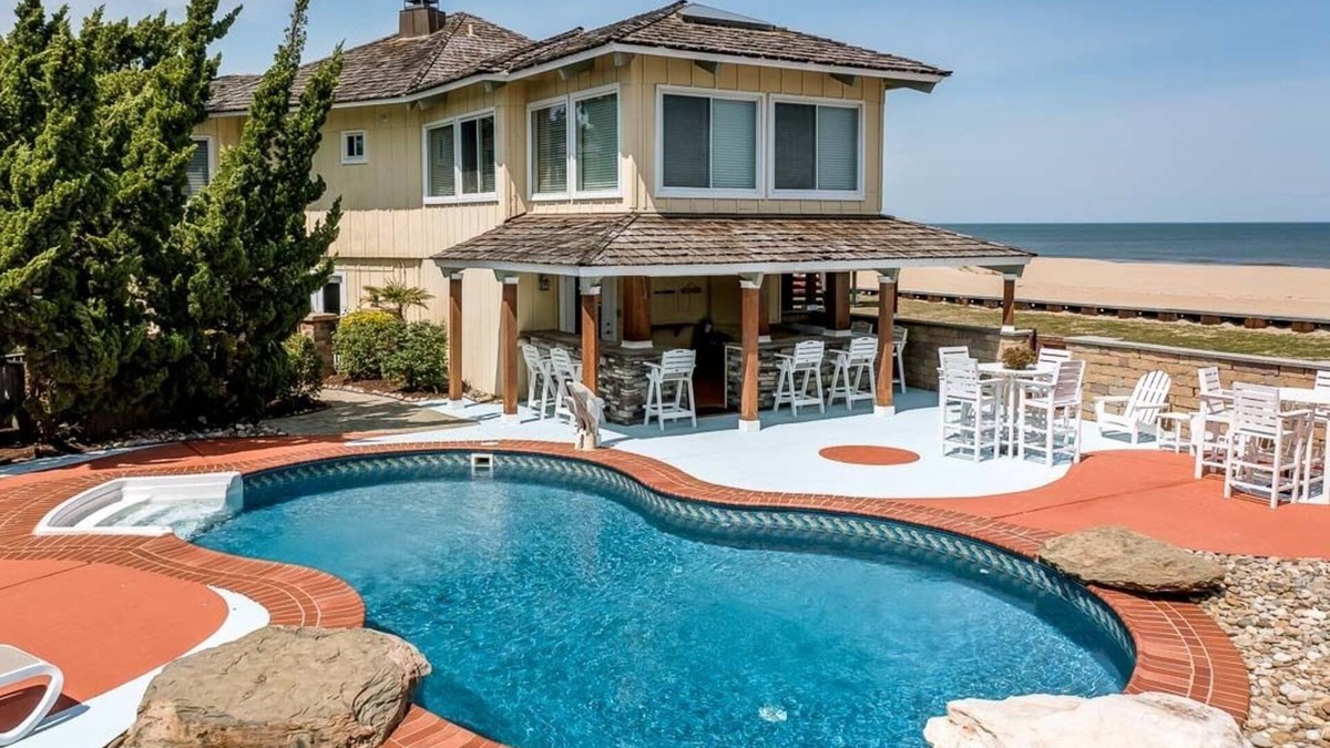 Sandbridge House | Hawaiian Palace | Oceanfront | Private Pool, Hot Tub