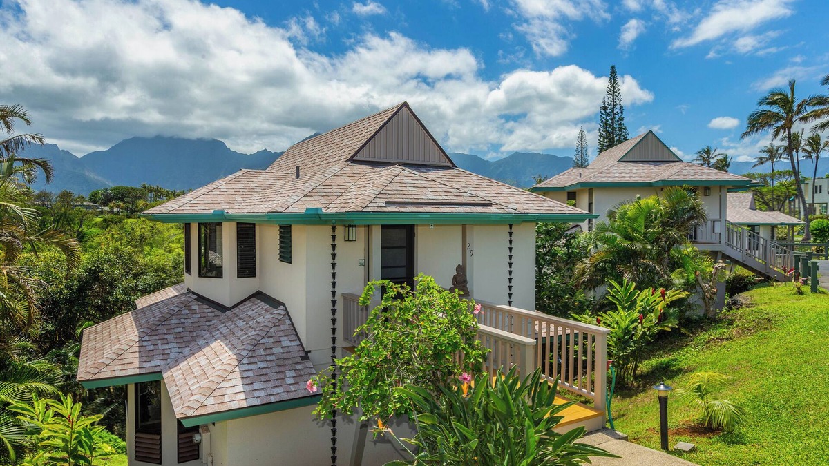 Princeville House | Hawaiian-style Oceanfront Villa - Outrageous Views, Beach Access, Ahh!