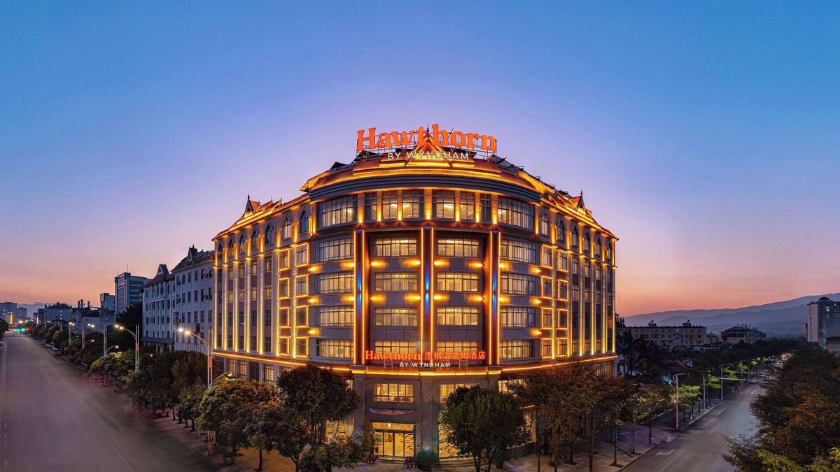 Luxi Hotel | Hawthorn by Wyndham Dehong Mangshi