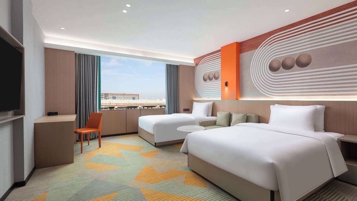 Baiyun Hotel | Hawthorn By Wyndham Guangzhou Baiyun Airport