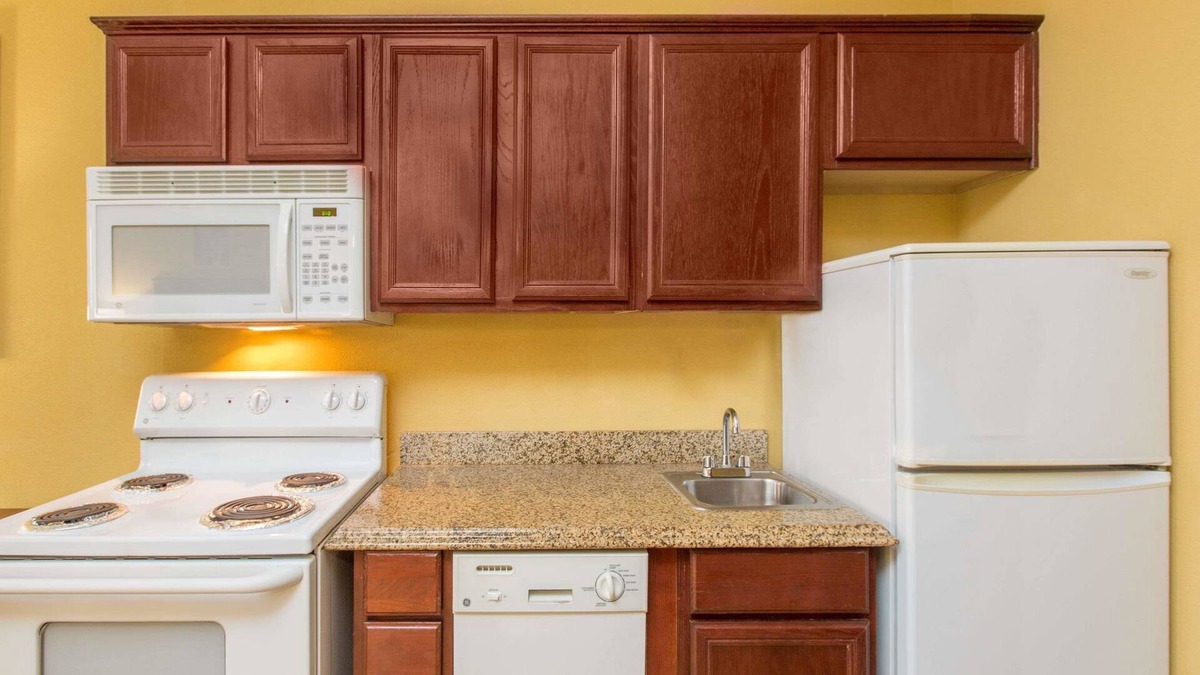 Corpus Christi Hotel | Hawthorn Extended Stay by Wyndham Corpus Christi Padre Is