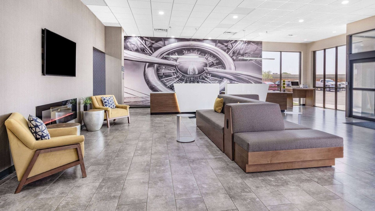 Wichita Hotel | Hawthorn Extended Stay by Wyndham Wichita Airport