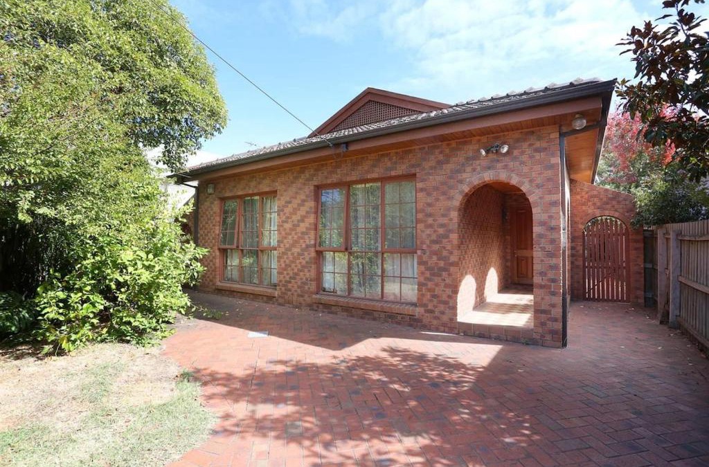 Hawthorn House | Hawthorn Family Home with Large Space