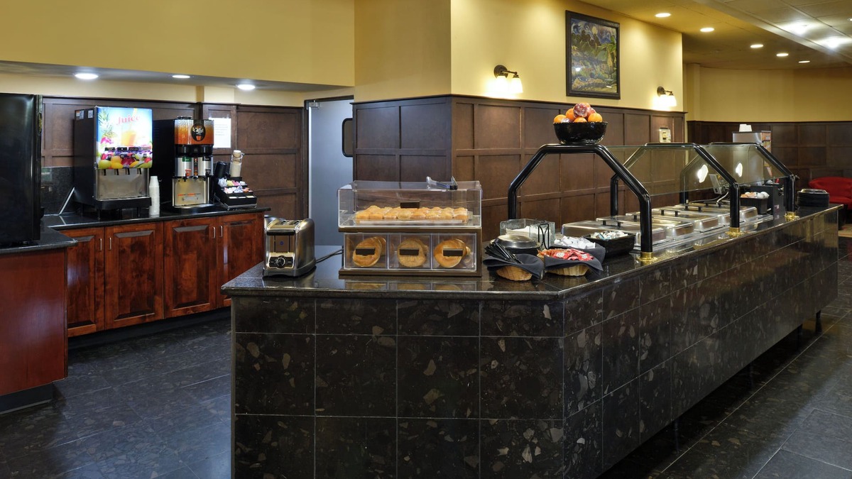 Winston - Salem Hotel | Hawthorne Inn and Conference Center