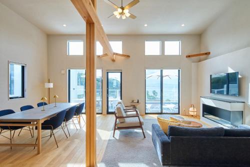 Yokosuka House | Hayama Ocean Villa - 南葉山 オーシャンヴィラ -