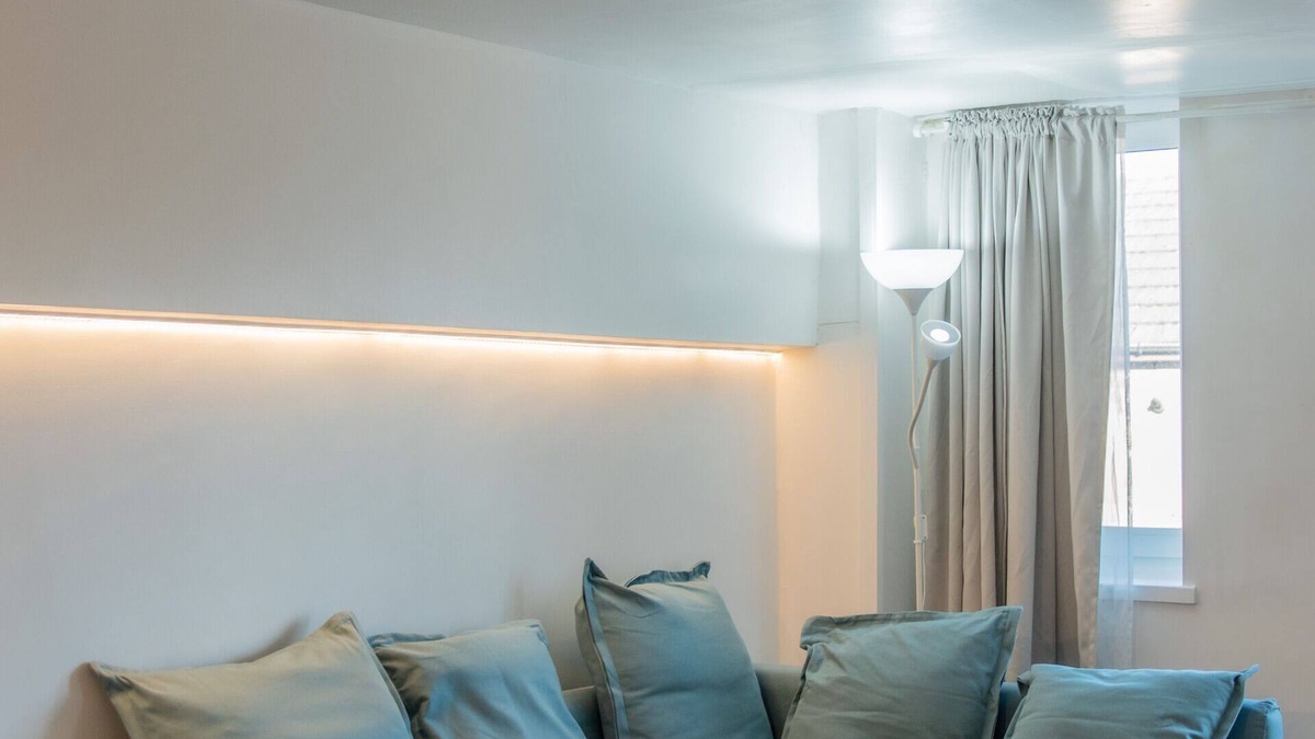 Kirkheaton Apartment | Hayy DealHouse A Home Away From Home