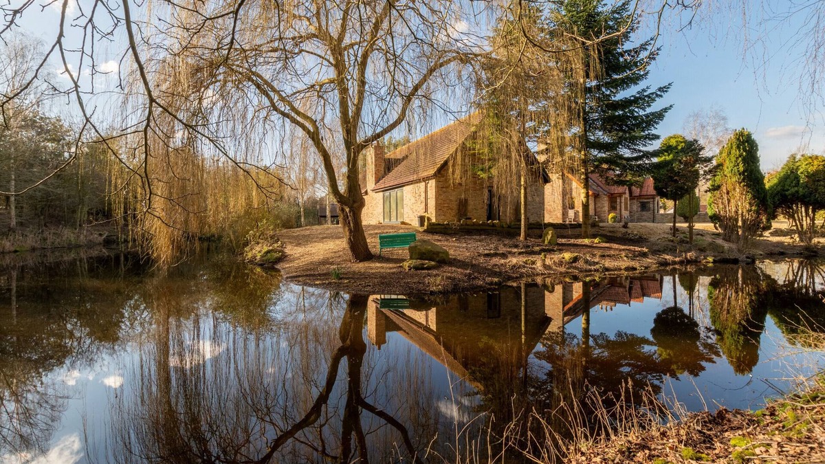 Little Stukeley Cottage | Hazel Rose Cottage