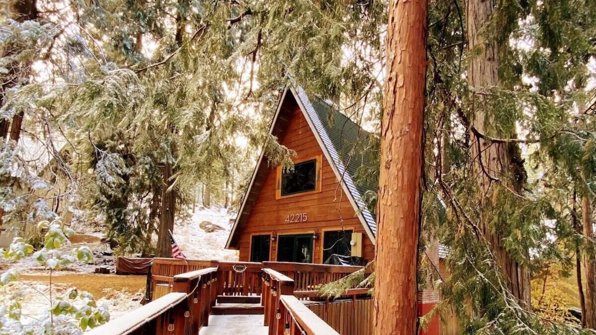 Sierra Cedars Cabin | HB Hideaway ~ Boho Treehouse Vibes in the Pines