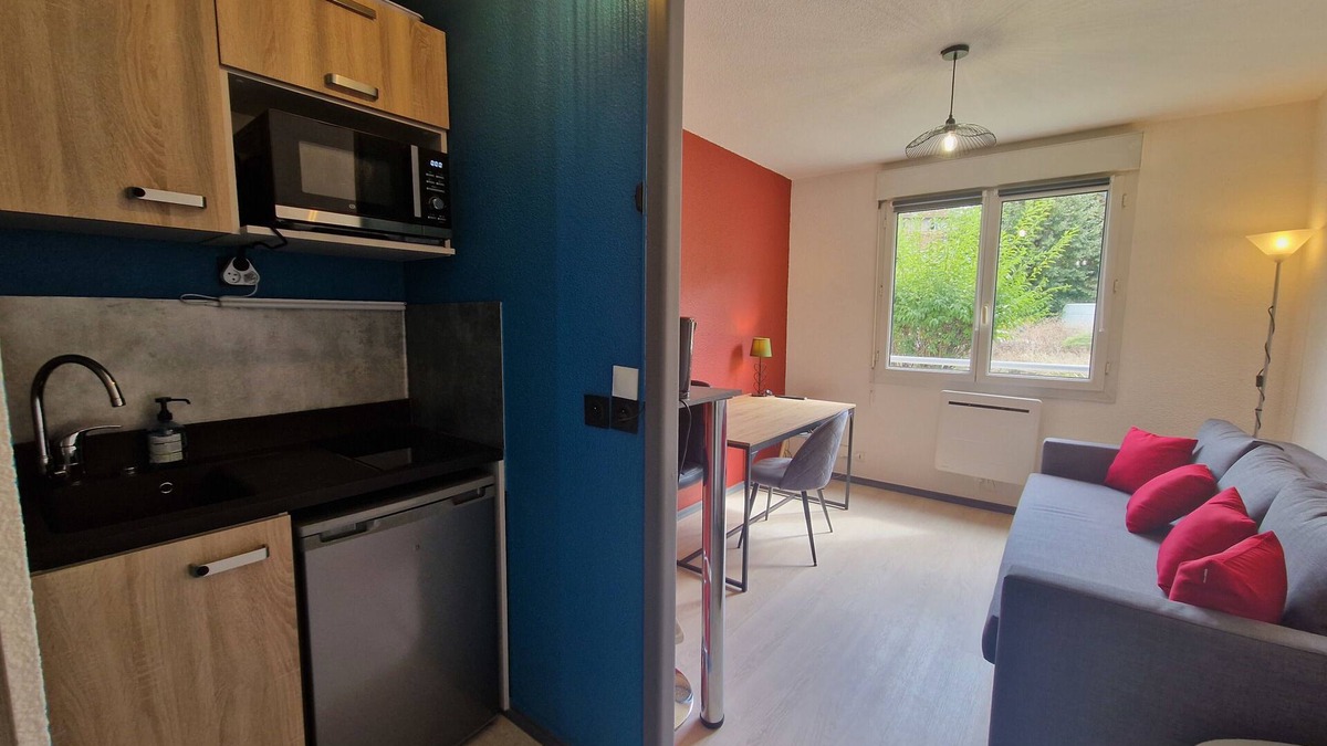 Secteur 1 Apartment | #HB | The Studious 📖 Europole | GEM | Tram