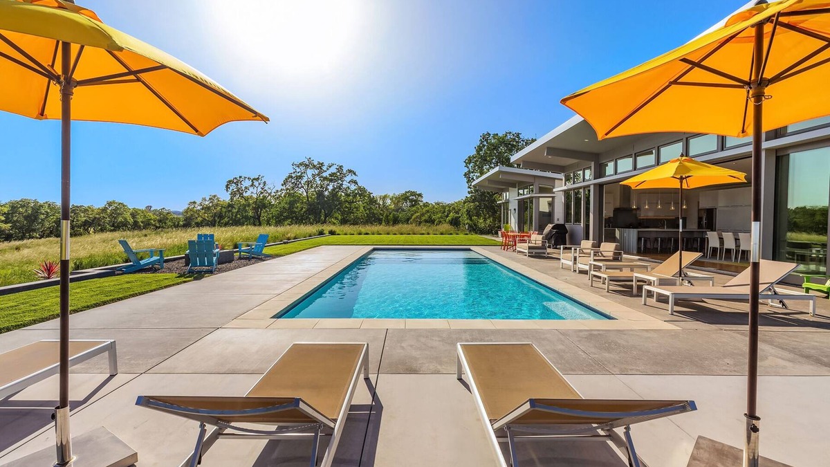 Windsor House | Healdsburg, CA Amazing Resort-like Estate Healdsburg - 4BD/3BA