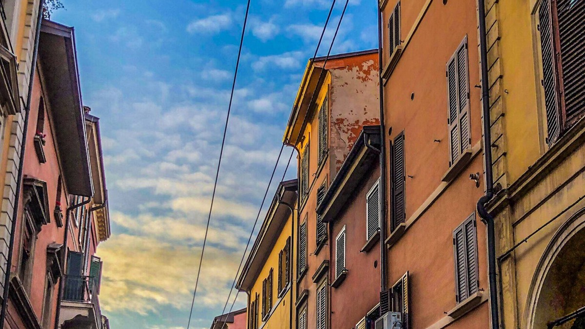 Historic Center Apartment | Healthy Flat Bologna - View of the tower skyline