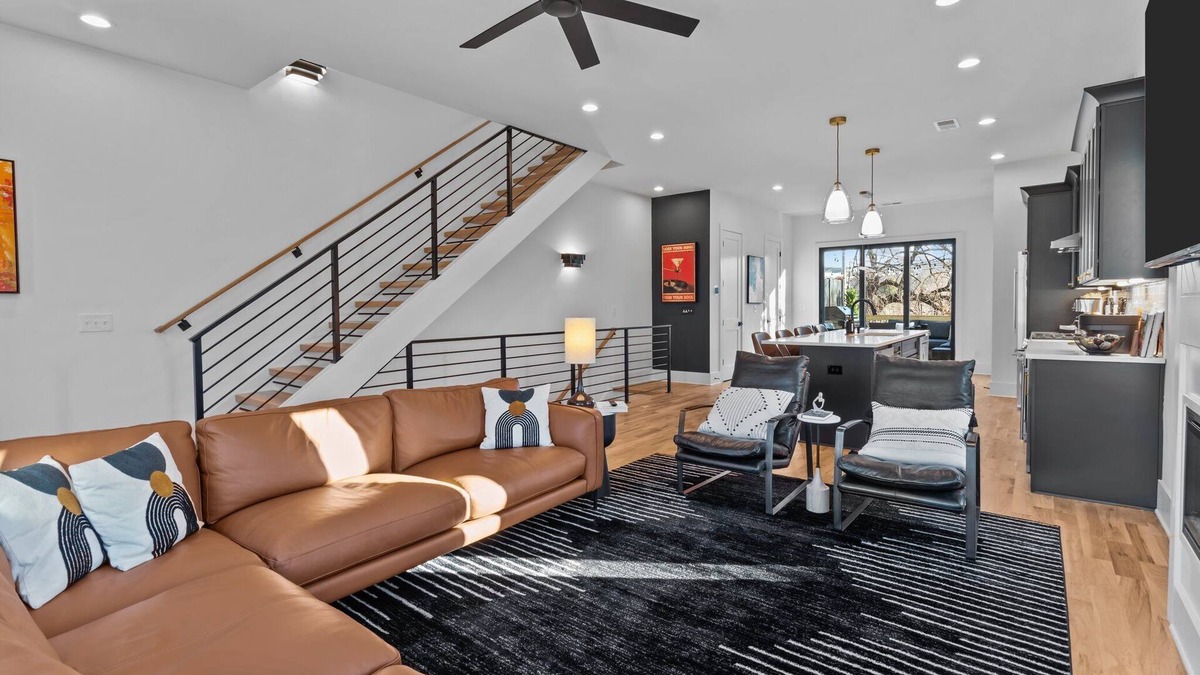 Optimist Park House | Heart of Charlotte luxury 4-bedroom house with AC-Heat and high-speed WiFi