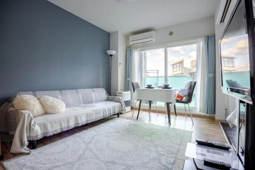 Otaru Apartment | Heart of Otaru, Сondo, Green Garden view