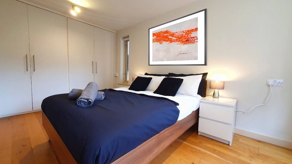 Spitalfields Apartment | Heart Of Soho : Covent Garden&Leicester Square