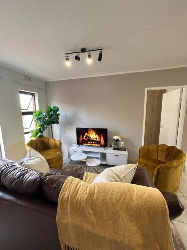 Orlando East Apartment | Heart of Soweto Cozy Apartment