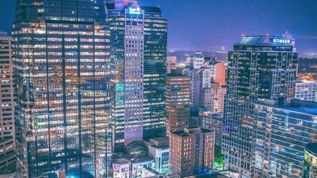 Downtown Kansas City Apartment | ✔ Heart Of The City ✔