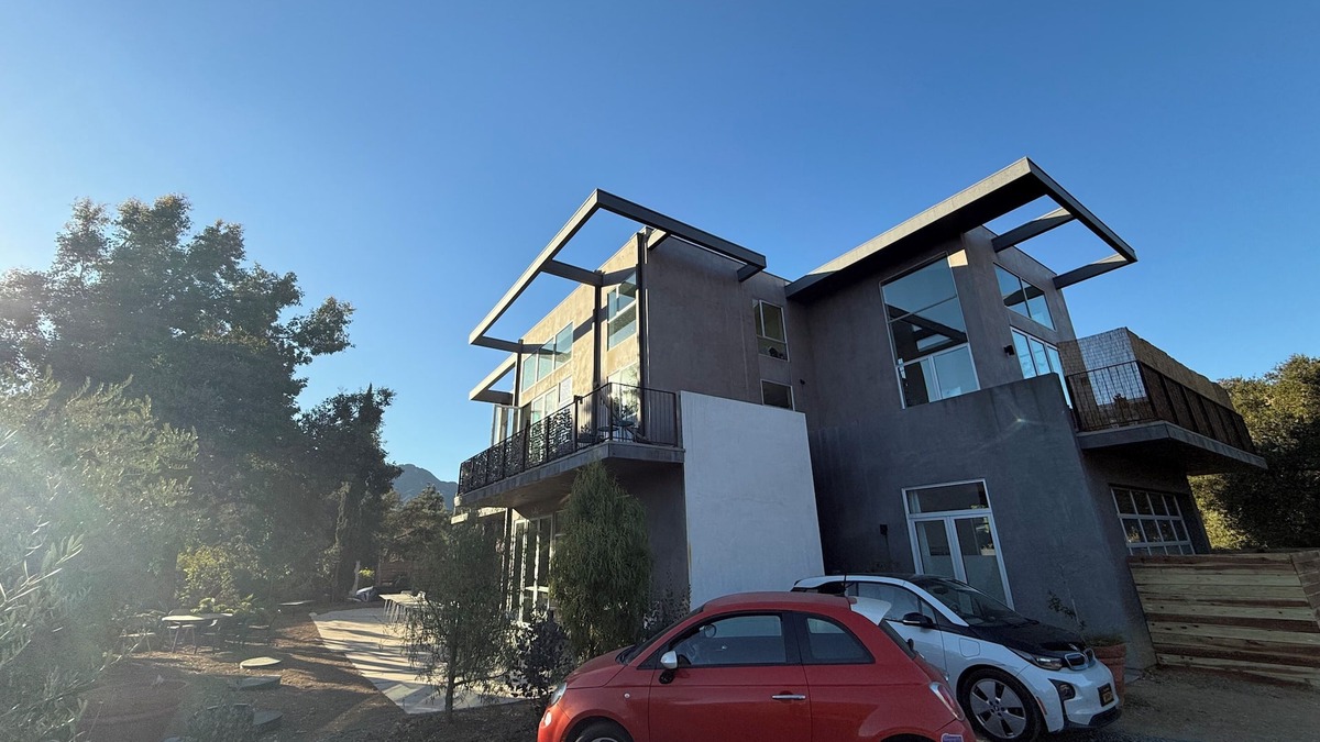 Topanga Apartment | Heart of Topanga Sunset Suite