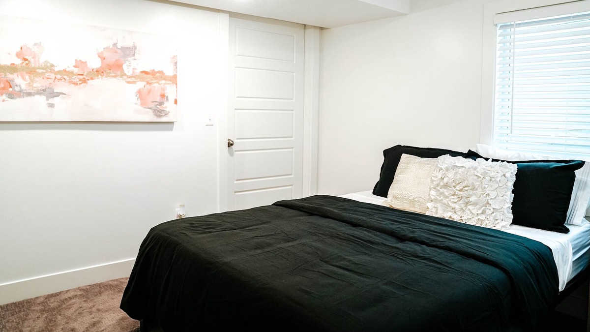Vineyard House | Heart of Utah County near BYU, UVU, and Sundance