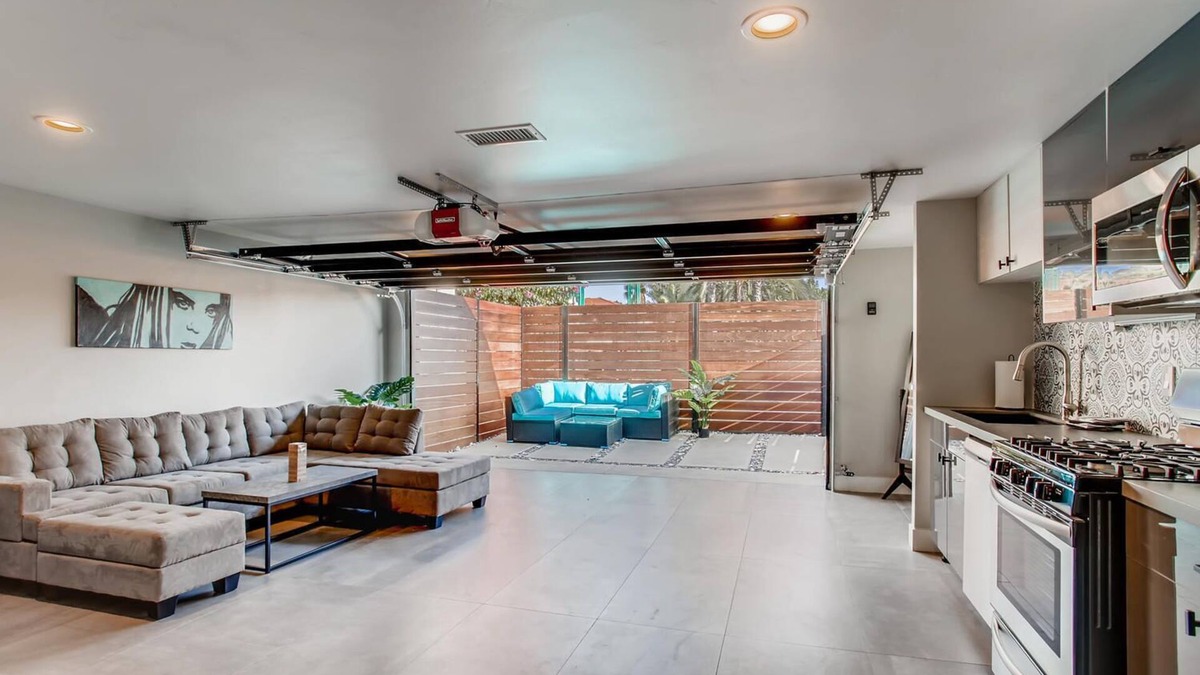 Old Town House | Heart & Soul of San Diego in Old Town. Private