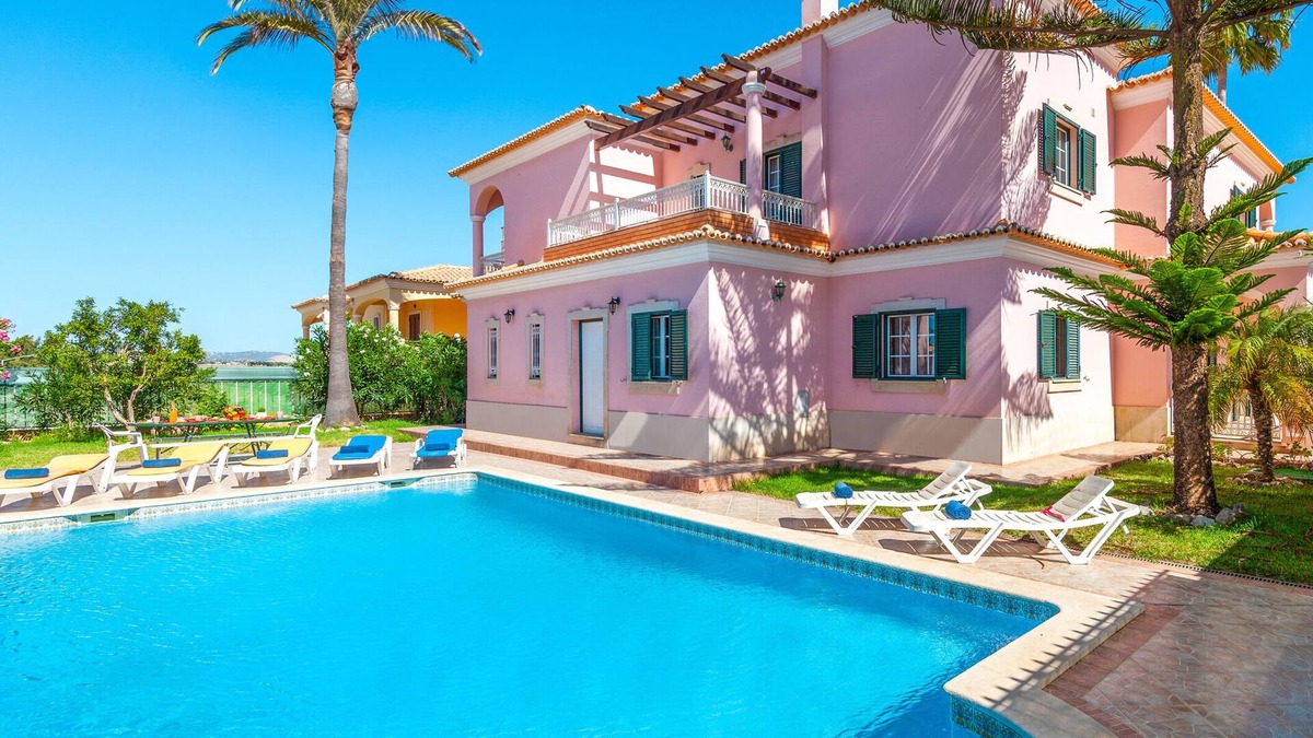 Montechoro Villa | Heatable Pool & BBQ – Villa in Albufeira