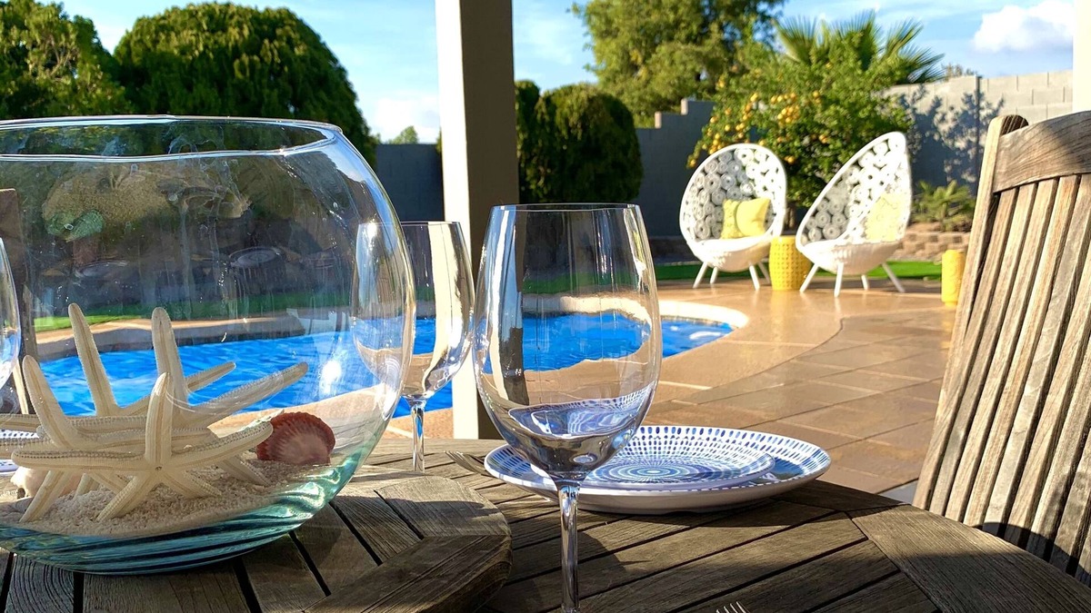 East Mesa House | Heated pool! A coastal cottage in the desert! Three week maximum per stay.
