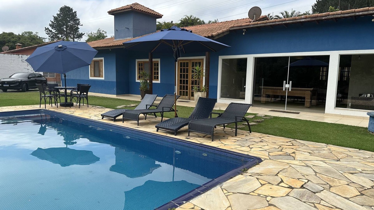 Ibiuna House | Heated Pool Chácara Gated Condominium IBIUNA (3 bedrooms - 4 bathrooms)