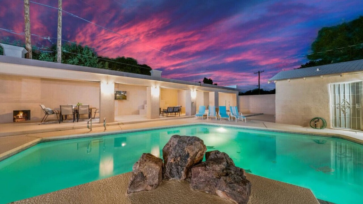 Mitman House | Heated Pool & Hot Tub/Central/4 BR 3+ BA